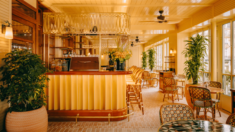 Le Public House